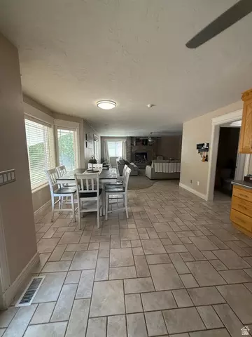 Entry Way - 1541 S 460 E, Vernal, UT 84078 photo 2 of 3