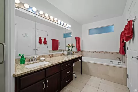 Bath - 166 S Ridgeview Dr, Orem, UT 84058 photo 1 of 4