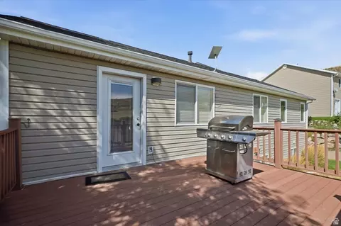 Exterior - 424 E 100 N, Richmond, UT 84333 photo 6 of 11
