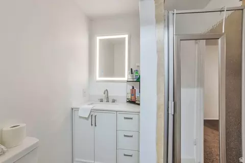 Bath - 3083 W 5500 S, Roy, UT 84067 photo 1 of 3
