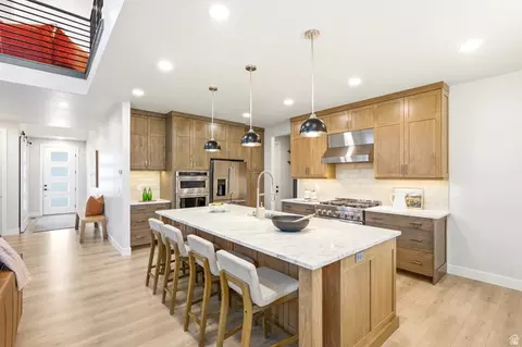 Kitchen - 330 E Sandy Oaks Dr S, Sandy, UT 84070 photo 1 of 4