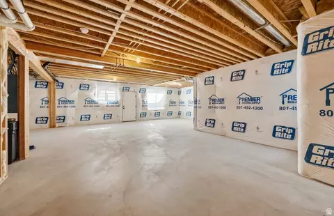 Other - 330 E Sandy Oaks Dr S, Sandy, UT 84070 photo 7 of 12