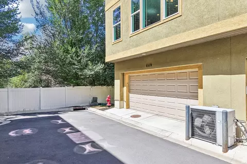 Exterior - 669 E Falconer Ct S, Draper, UT 84020 photo 8 of 9