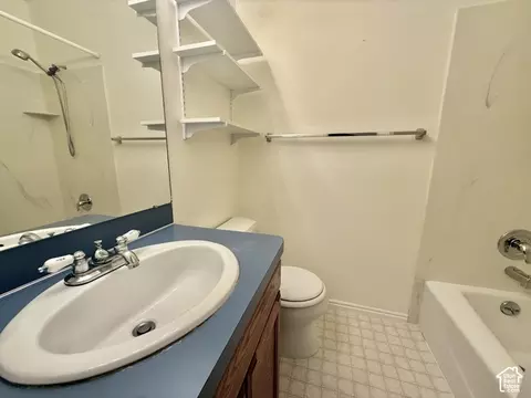 Bath - 1139 E Meadow Way Dr, Layton, UT 84041 photo 1 of 4