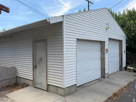 412 S Main St, Perry, UT 84302 photo 4