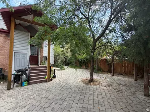 412 S Main St, Perry, UT 84302 photo 3