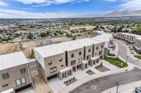 View/Area - 313 Endurance Cir S, Draper, UT 84020 photo 6 of 7