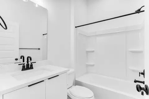 Bath - 313 Endurance Cir S, Draper, UT 84020 photo 5 of 5