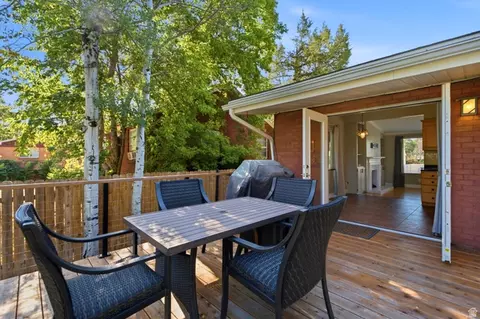 Exterior - 1237 E Sierra Way, Millcreek, UT 84106 photo 5 of 24
