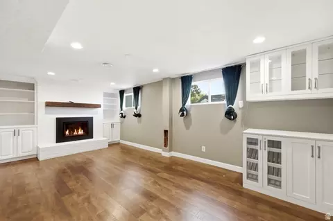 Living - 1237 E Sierra Way, Millcreek, UT 84106 photo 6 of 9