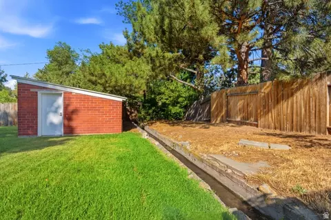 Exterior - 1237 E Sierra Way, Millcreek, UT 84106 photo 20 of 24