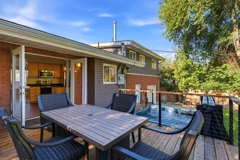 Exterior - 1237 E Sierra Way, Millcreek, UT 84106 photo 6 of 24