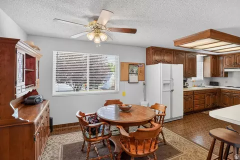 Dining - 333 W Maple St, Mapleton, UT 84664 photo 2 of 2