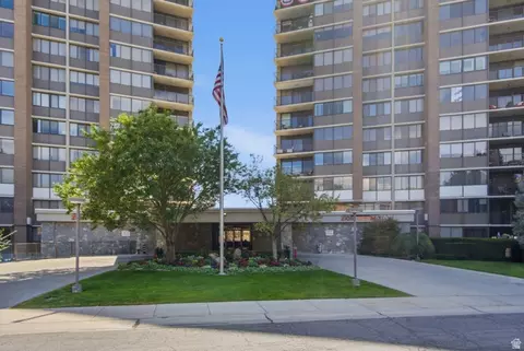 241 N Vine St #402 W, Salt Lake City, UT 84103