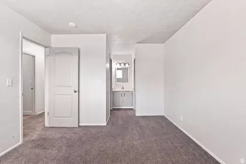 471 E 5600 S #4, Murray, UT 84107 photo 4