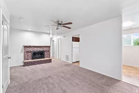 471 E 5600 S #4, Murray, UT 84107 photo 2