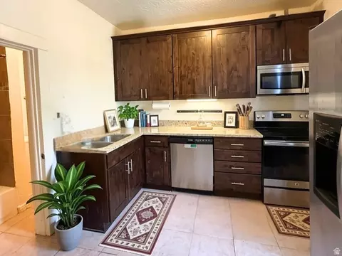 Kitchen - 635 E 21st St, Ogden, UT 84401 photo 3 of 4