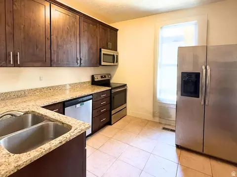 Kitchen - 635 E 21st St, Ogden, UT 84401 photo 2 of 4