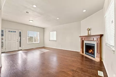 Living - 7725 N Willow Ln E, Eagle Mountain, UT 84005 photo 2 of 5