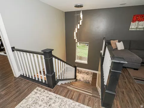 Entry Way - 549 E Virginia St, Murray, UT 84107 photo 6 of 6