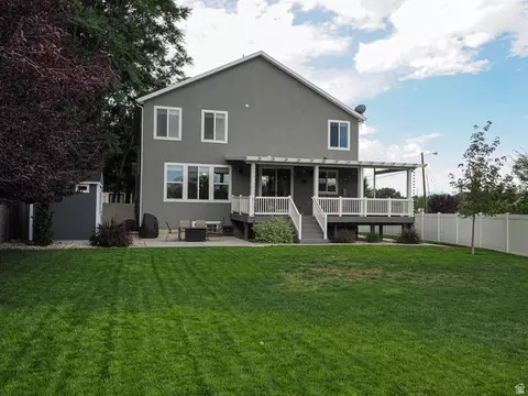 Exterior - 549 E Virginia St, Murray, UT 84107 photo 4 of 11