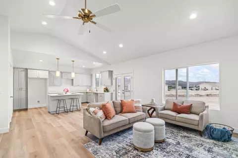 Living - 1 E 800 S, Sigurd, UT 84657 photo 1 of 3