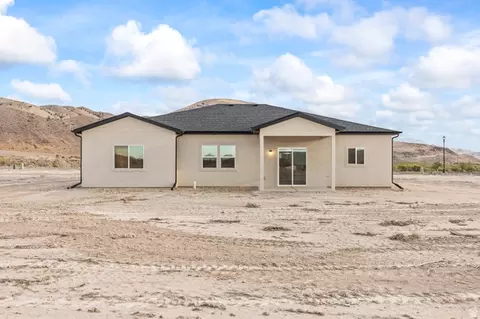 Exterior - 37 E 800 S, Sigurd, UT 84657 photo 10 of 12