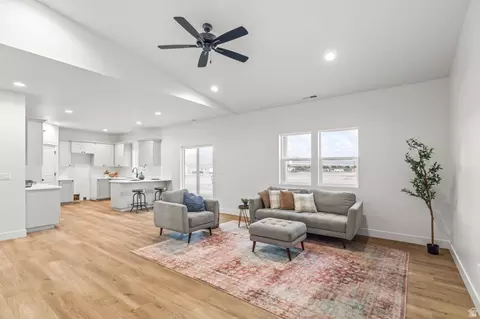Living - 37 E 800 S, Sigurd, UT 84657 photo 2 of 2