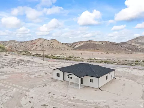 Exterior - 37 E 800 S, Sigurd, UT 84657 photo 7 of 12
