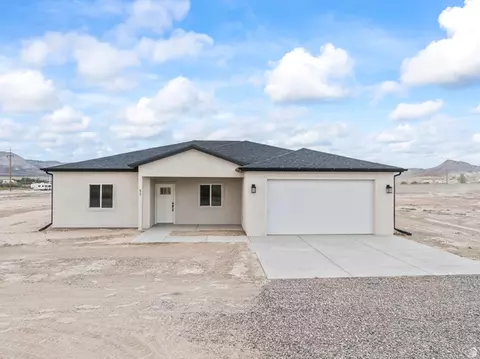 Exterior - 37 E 800 S, Sigurd, UT 84657 photo 3 of 12