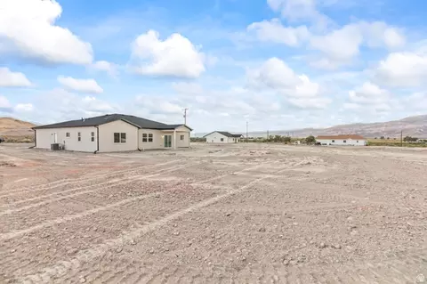 Exterior - 37 E 800 S, Sigurd, UT 84657 photo 12 of 12