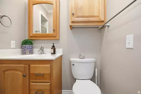Bath - 1570 E 1425 N, Logan, UT 84321 photo 1 of 2
