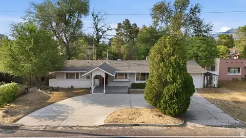 1573 E 5600 S, Holladay, UT 84121