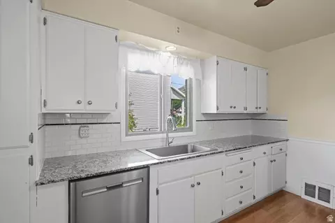 Kitchen - 56 S 200 E, Morgan, UT 84050 photo 3 of 4