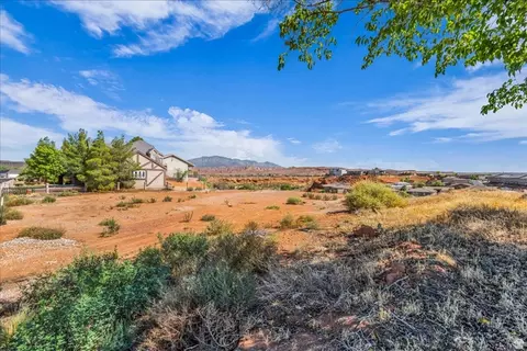446 Quail Dr, Washington, UT 84780 photo 11