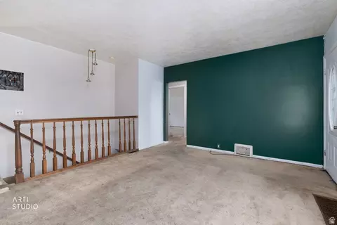 Living - 510 N Emery Ave #126/3, Orem, UT 84057 photo 3 of 5