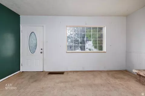 Living - 510 N Emery Ave #126/3, Orem, UT 84057 photo 1 of 5