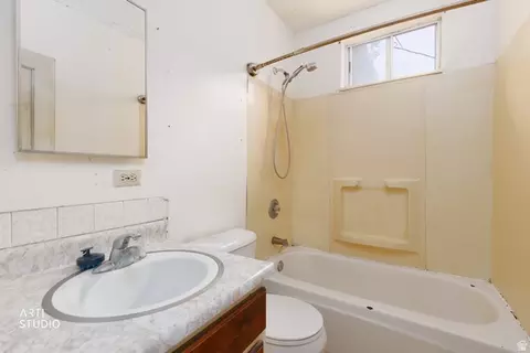 Bath - 510 N Emery Ave #126/3, Orem, UT 84057 photo 1 of 1