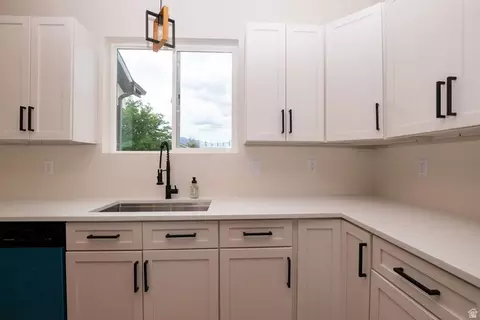 Kitchen - 465 N 1000 E, Beaver, UT 84713 photo 5 of 6