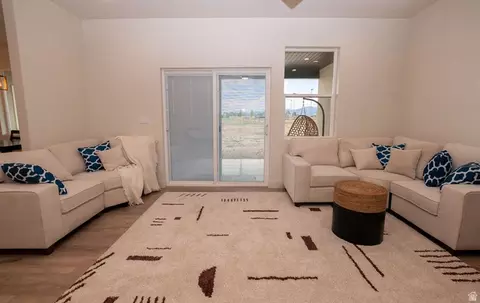 Living - 465 N 1000 E, Beaver, UT 84713 photo 2 of 4