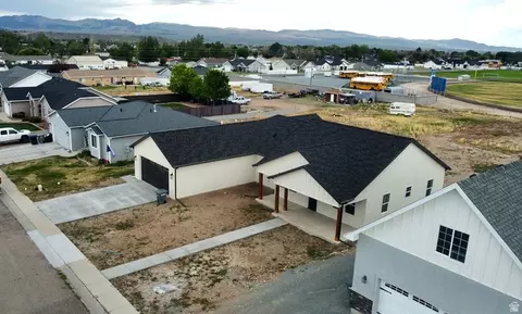 View/Area - 465 N 1000 E, Beaver, UT 84713 photo 1 of 5