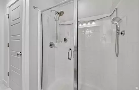 Bath - 6393 N Pine Tree Way, Eagle Mountain, UT 84005 photo 2 of 3
