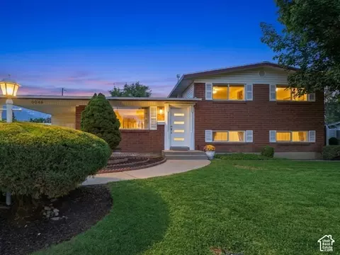 3046 E 7110 S, Cottonwood Heights, UT 84121