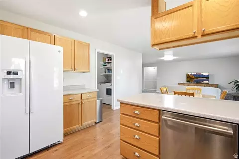 Kitchen - 963 W 2730 S, Nibley, UT 84321 photo 2 of 2