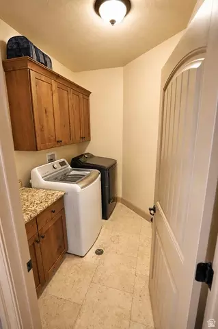Other - 10656 S Crescent Dr, Sandy, UT 84070 photo 4 of 13