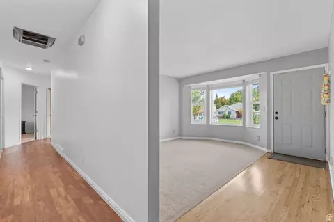 Entry Way - 6354 S Clay Park Dr, Murray, UT 84107 photo 1 of 3
