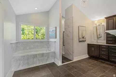 Bath - 3165 E 3935 S, Holladay, UT 84124 photo 1 of 10
