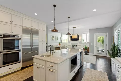 Kitchen - 3165 E 3935 S, Holladay, UT 84124 photo 5 of 6