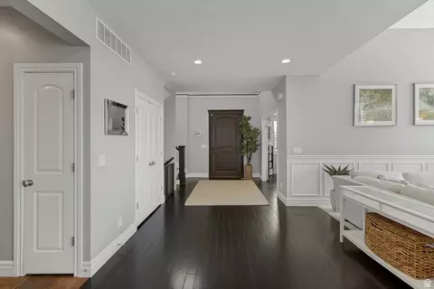 Entry Way - 3165 E 3935 S, Holladay, UT 84124 photo 2 of 9