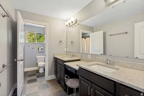 Bath - 3165 E 3935 S, Holladay, UT 84124 photo 8 of 10